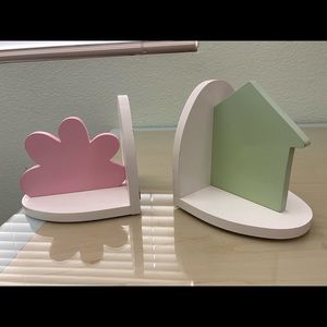 Pastel bookends (set of 2)